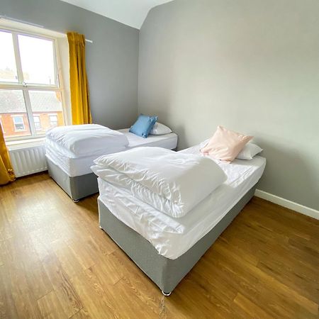 Leevin Hostel Mountjoy ダブリン エクステリア 写真